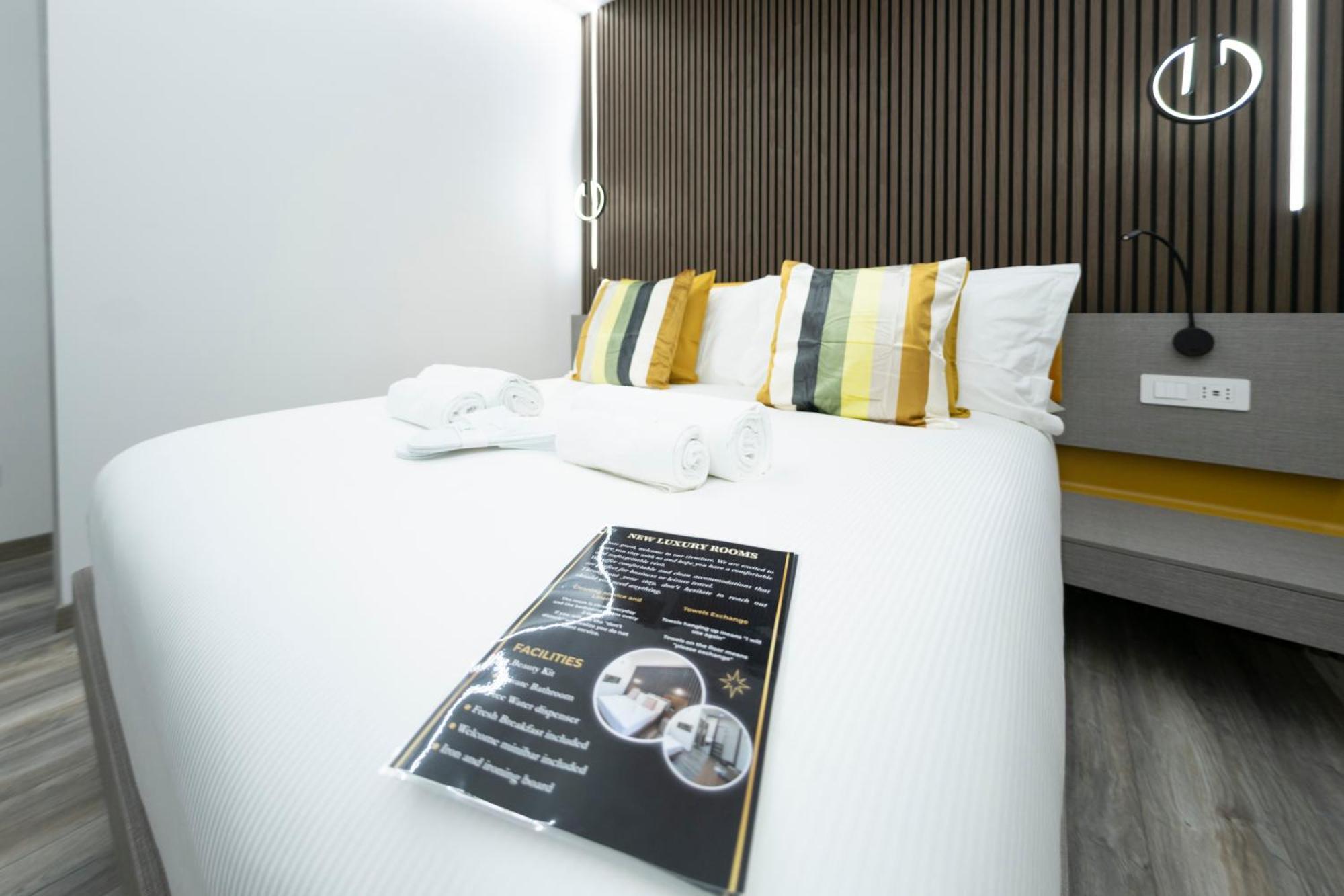 New Luxury Rooms Rom Eksteriør billede
